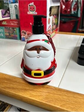 SJ Cranberry Cream Cleansing HandWash